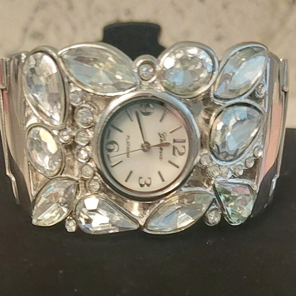 Ladies Stunning Vintage Geneva Rhinestone Platinum Silver Tone Bracelet Watch